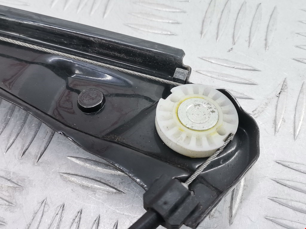 Стеклоподъемник задний левый SKODA Rapid 2012-2020