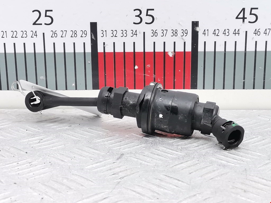 Цилиндр сцепления главный NISSAN Qashqai J10 2006-2013