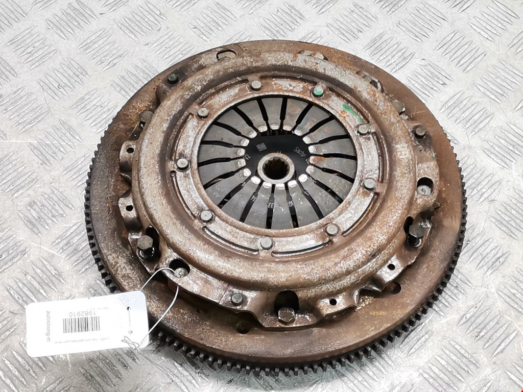 Маховик (демпфер сцепления) OPEL Meriva A 2003-2010