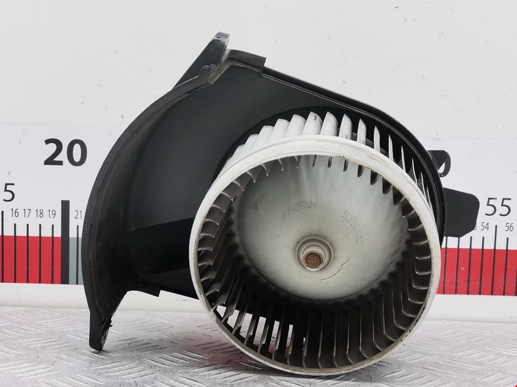 Моторчик (мотор) отопителя салона RENAULT Master 2010-н.в.