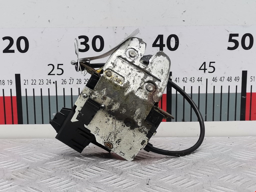 Замок багажника (крышки двери) MERCEDES-BENZ C-Class C-klasse W203 2000-2007