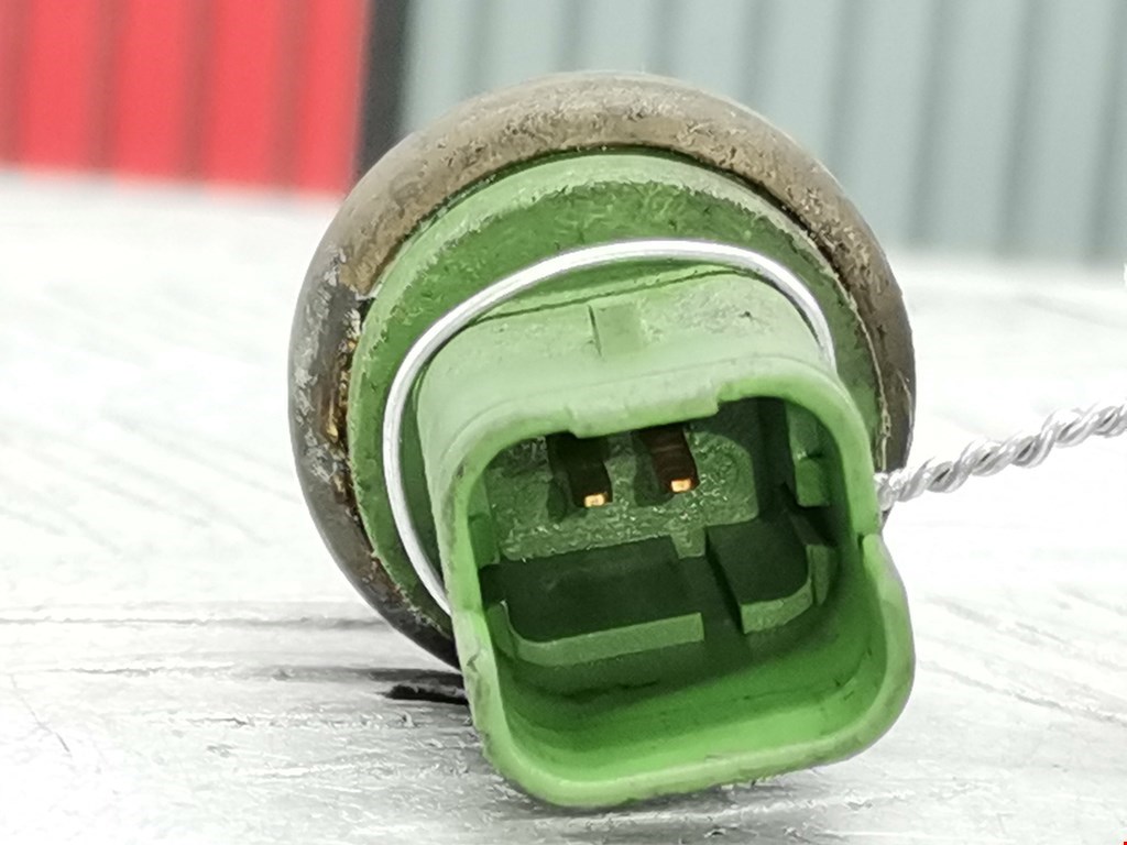 Датчик температуры (охлаждающей жидкости) PEUGEOT 407 2004-2010