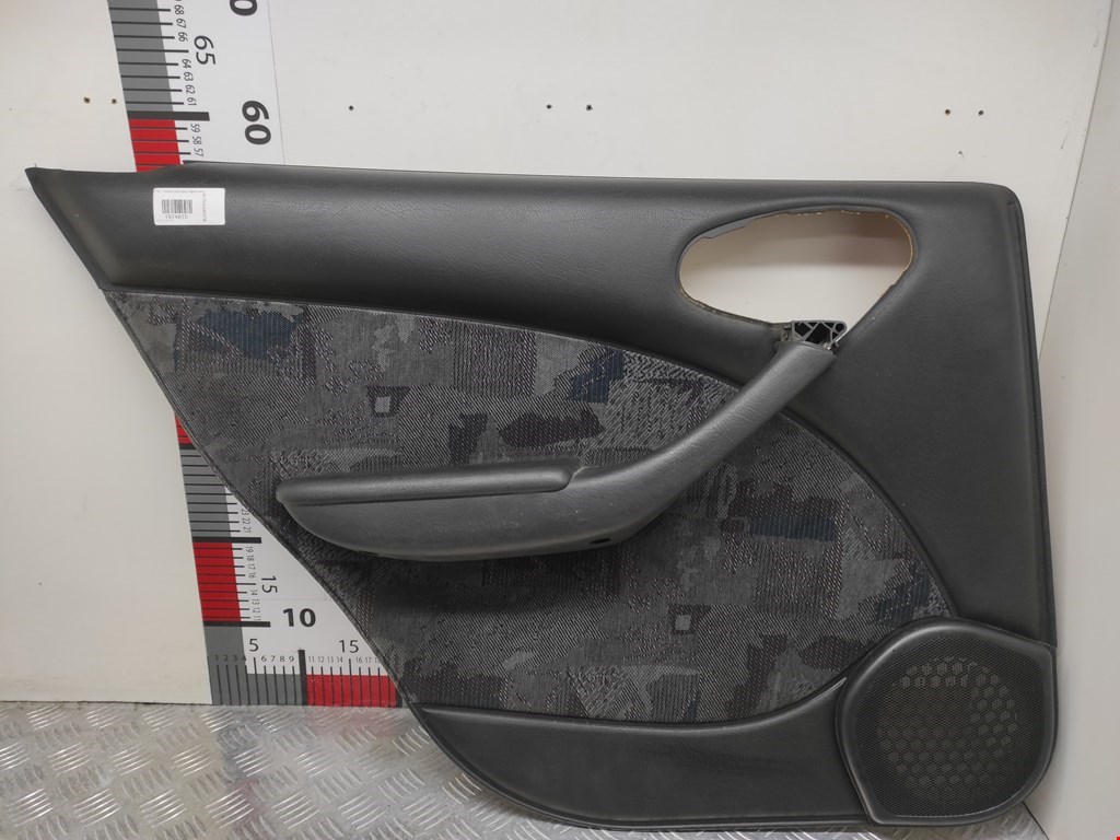 Обшивка двери задняя левая CITROEN Xsara 1997-2000