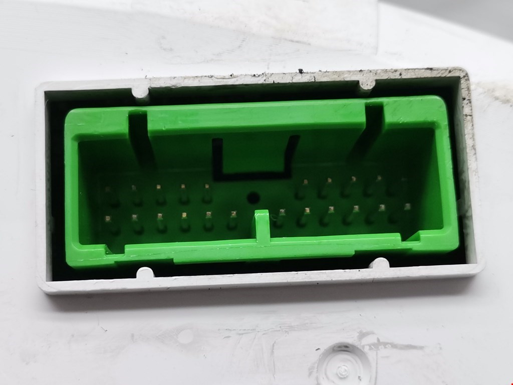 Панель приборов (щиток) SUBARU Legacy 2003-2009