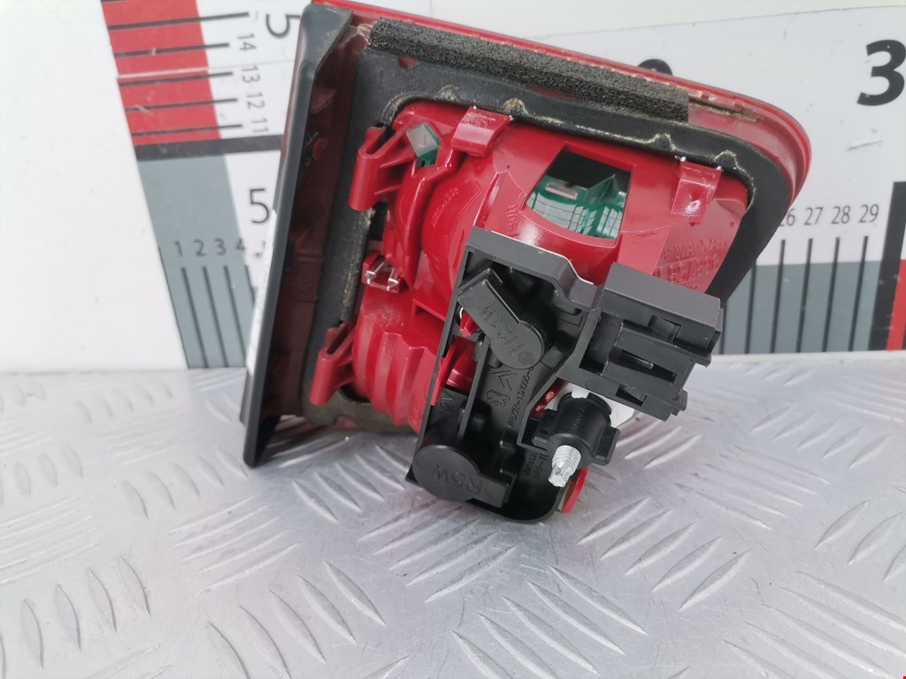 Фонарь задний внутренний левый CITROEN C5 II 2007-2017