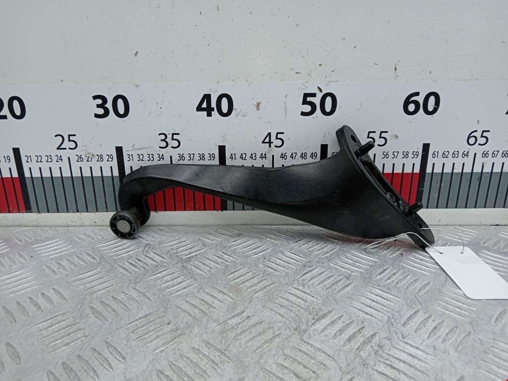 Ролик двери сдвижной (левый/правый средний верхний/нижний) CITROEN Berlingo 2008-н.в.