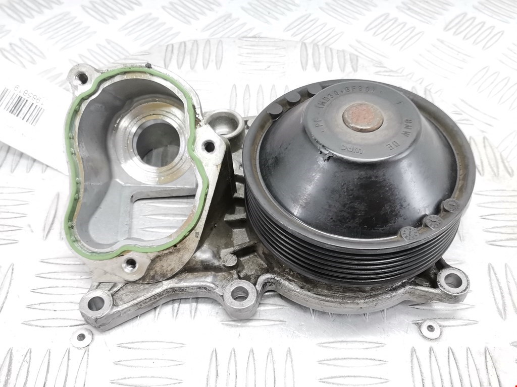 Насос водяной (помпа) BMW 5-Series (F07/F10/F11/F18) (2009-2017)