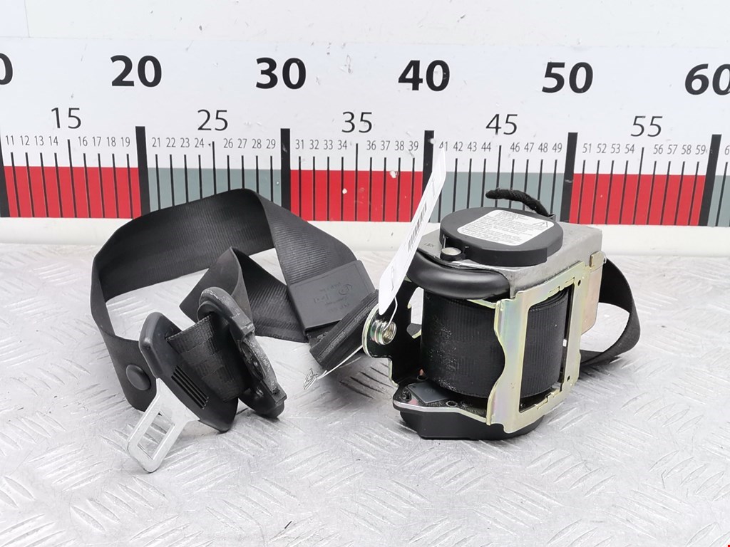 Ремень безопасности передний правый AUDI A3 8P 2003-2013