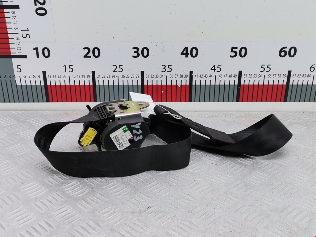 Ремень безопасности передний правый AUDI A3 8P 2003-2013