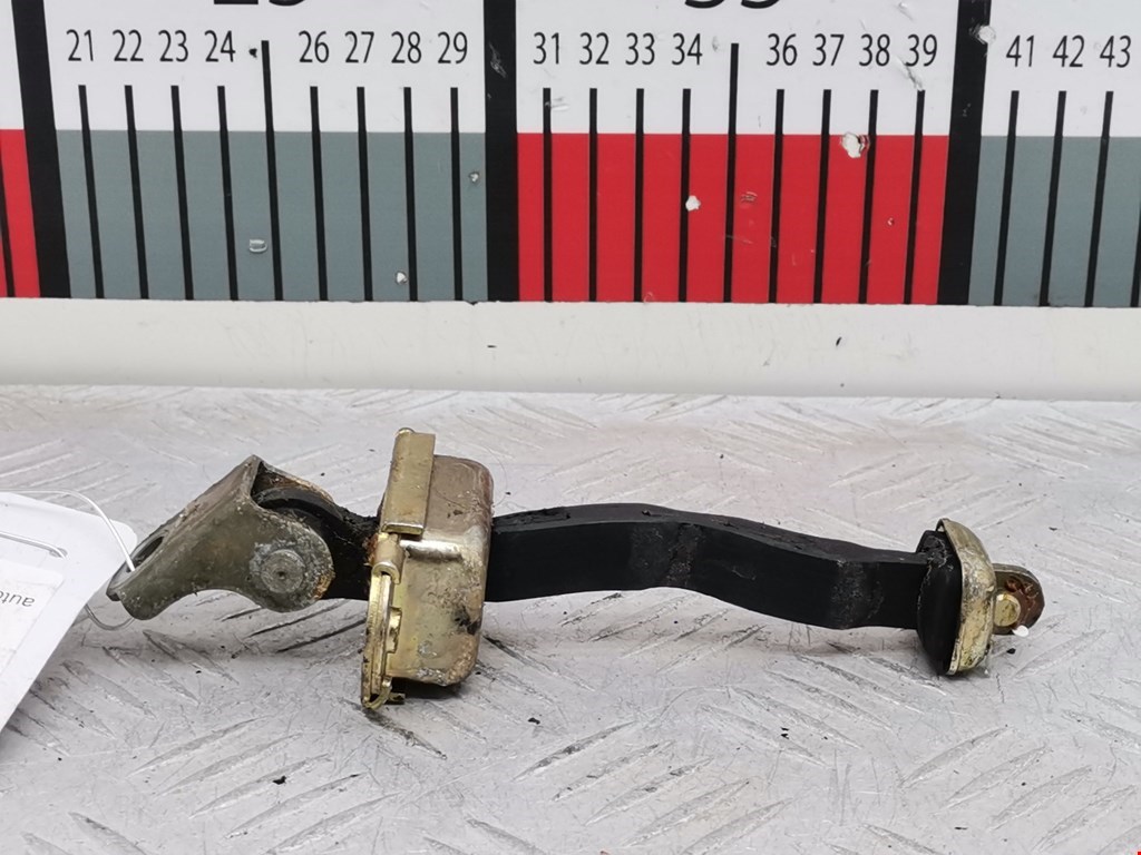 Ограничитель открывания двери NISSAN Primera P11 1996-2002