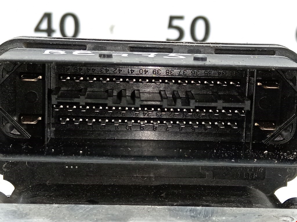 Блок ABS (насос) VOLKSWAGEN Transporter T5 2003-2015