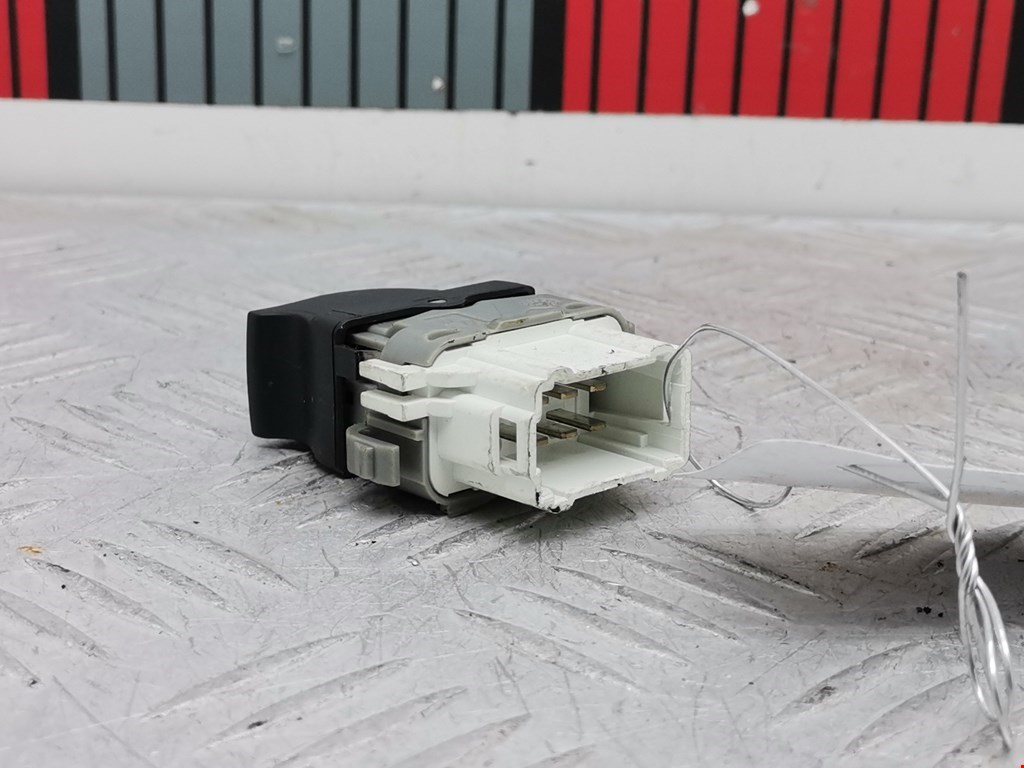 Кнопка стеклоподъемника RENAULT Laguna 2001-2007