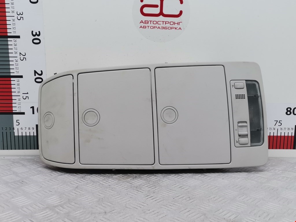 Плафон салонный (салона фонарь) VOLKSWAGEN Touran 2003-2010