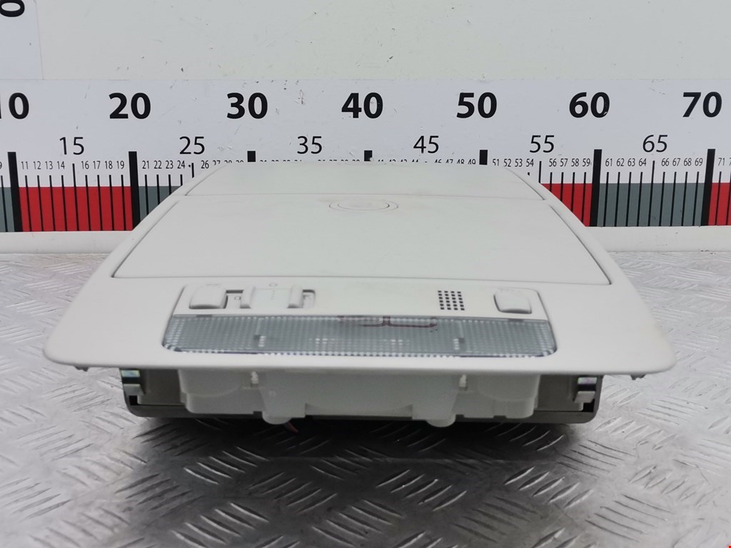 Плафон салонный (салона фонарь) VOLKSWAGEN Touran 2003-2010