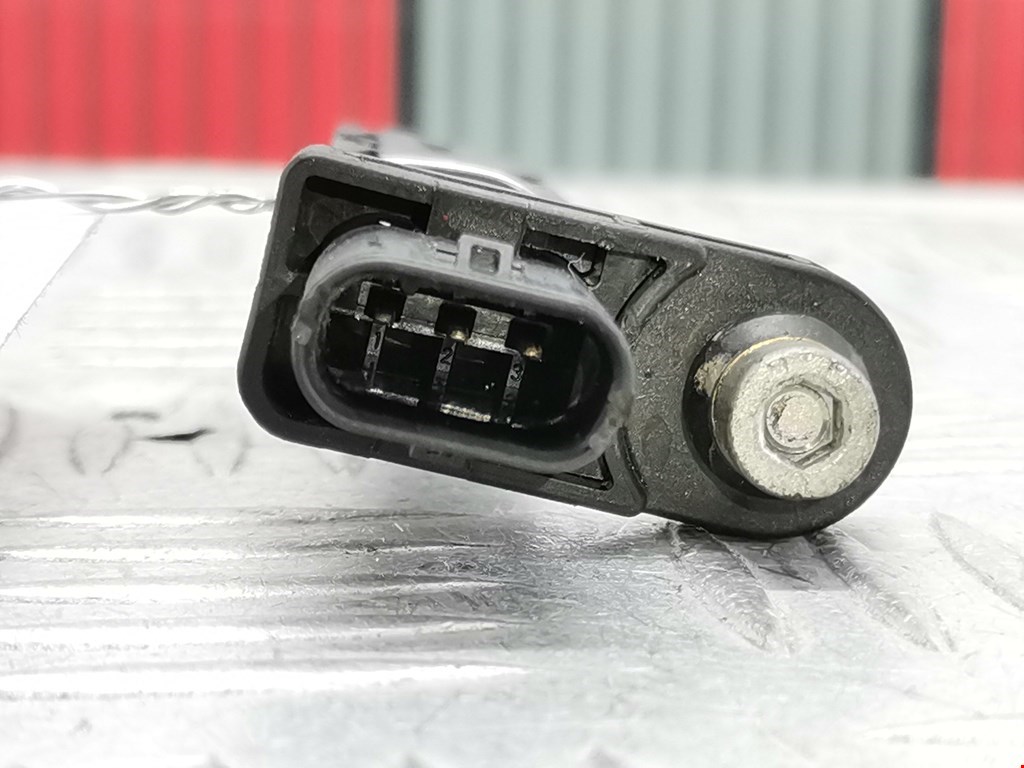 Датчик положения коленвала BMW 1er E81\E87 2004-2011