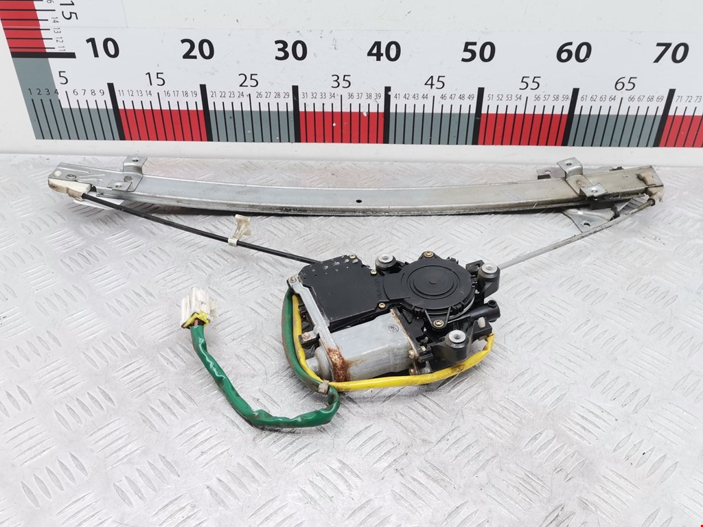 Стеклоподъемник передний правый MITSUBISHI Space Wagon N8,N9 1998-2004