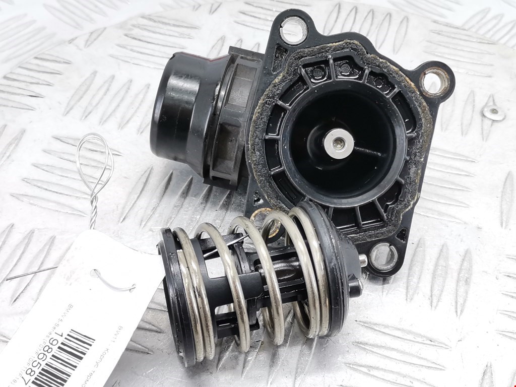 Корпус термостата BMW 5er 5 серия F10/F11/F07 2009-2017