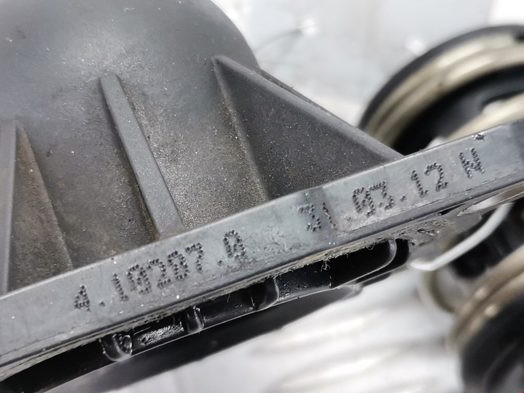 Корпус термостата BMW 5er 5 серия F10/F11/F07 2009-2017