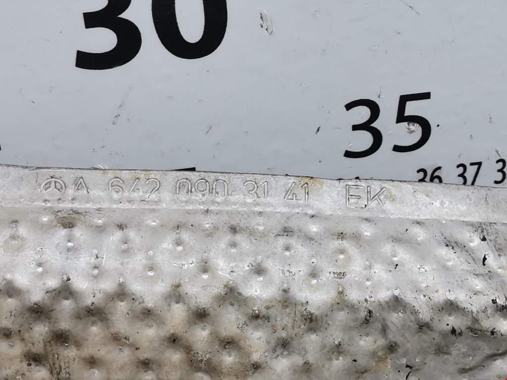 Экран тепловой MERCEDES-BENZ R-Class W251 2005-2017