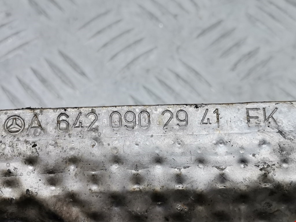 Экран тепловой MERCEDES-BENZ R-Class W251 2005-2017