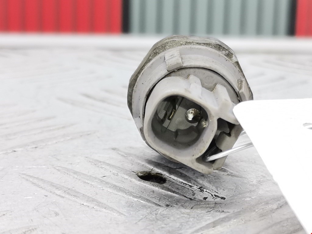 Датчик давления масла TOYOTA Yaris 1999-2005