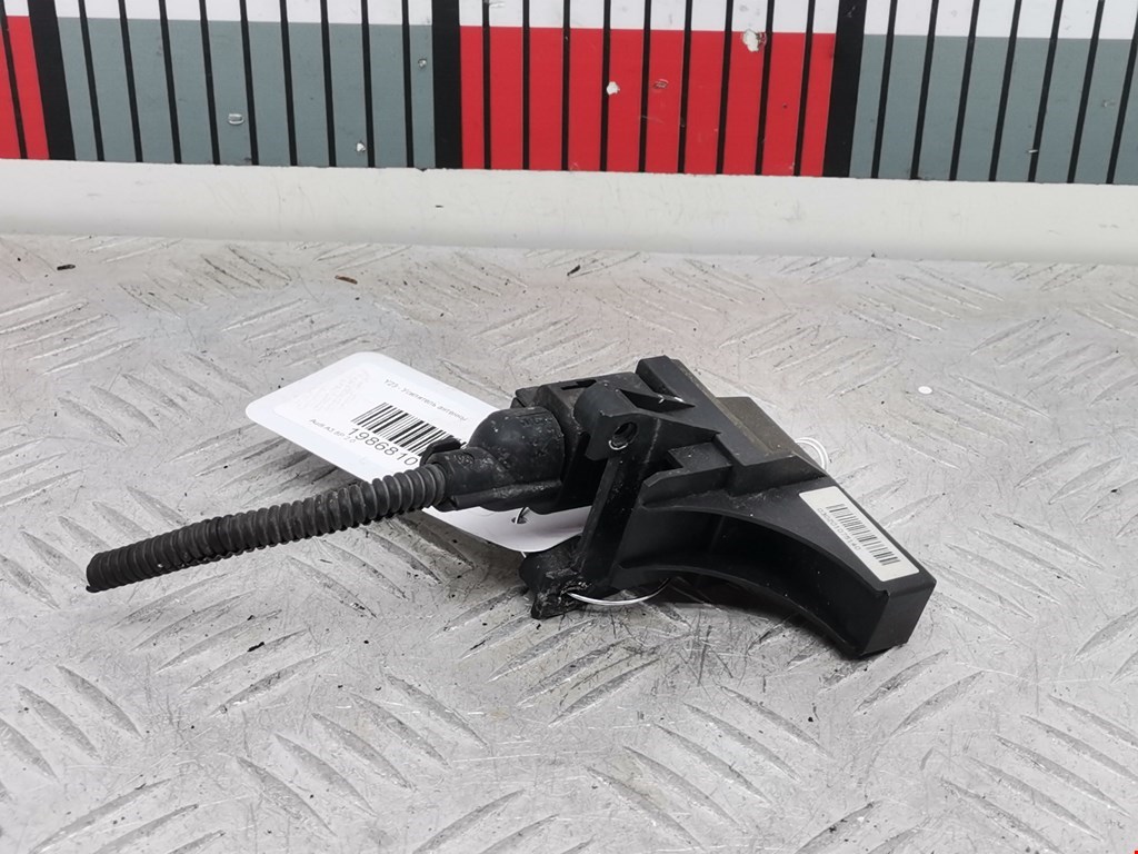 Усилитель антенны AUDI A3 8P 2003-2013