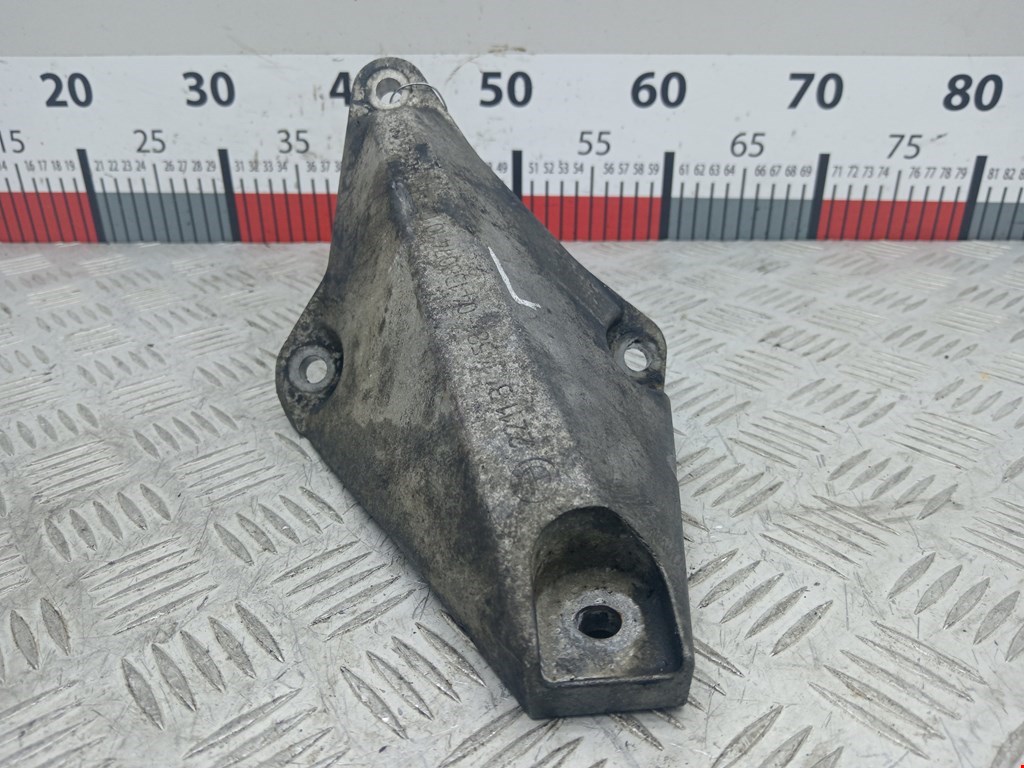 Кронштейн (крепление лапа) двигателя BMW X3 (E83) (2003-2010)