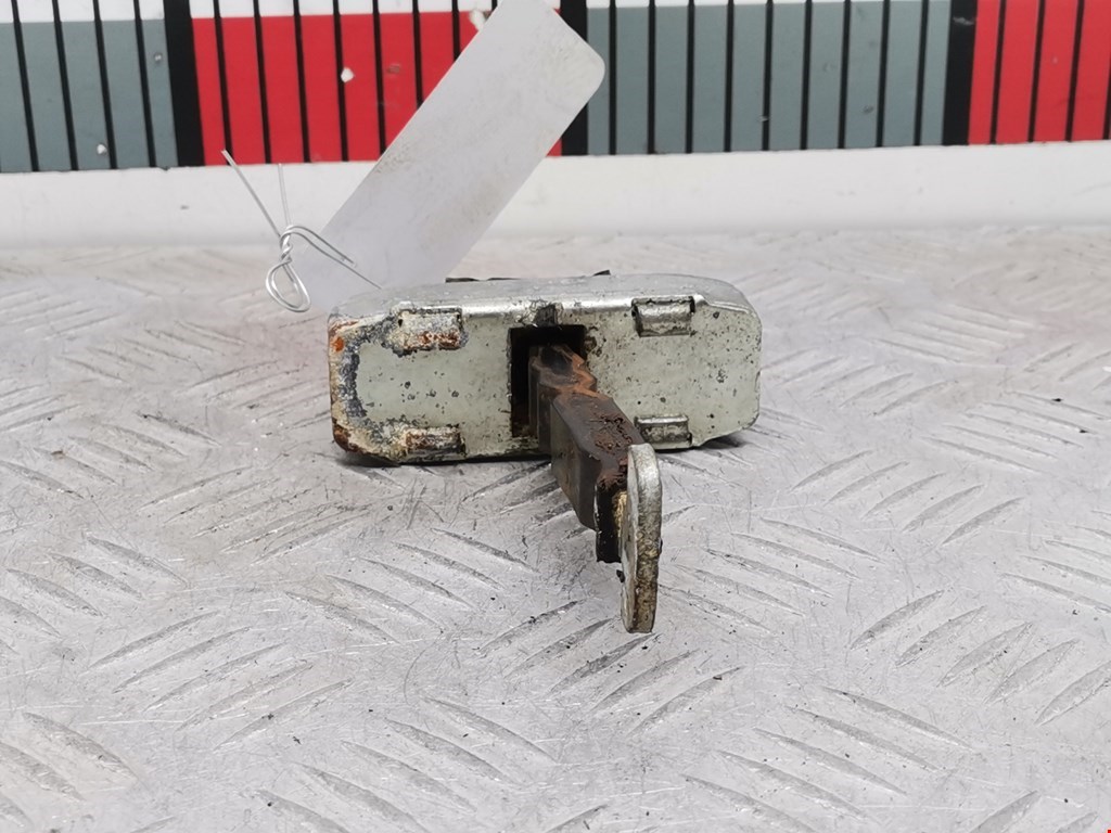 Ограничитель открывания двери TOYOTA Auris E150 2006-2012