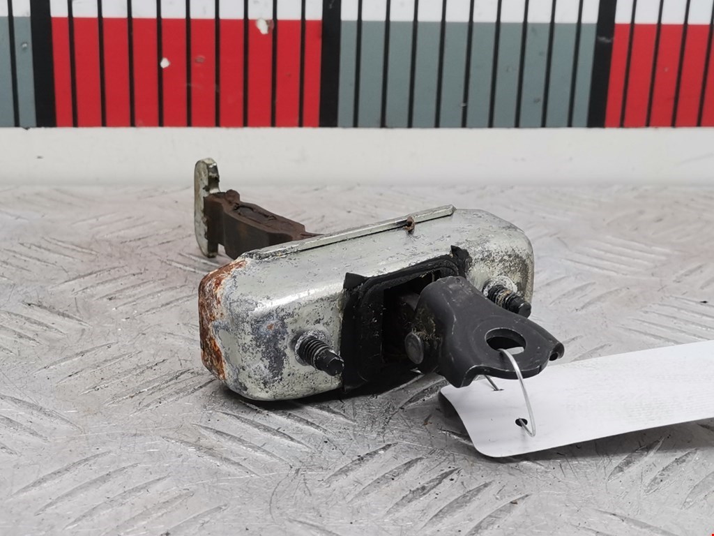 Ограничитель открывания двери TOYOTA Auris E150 2006-2012