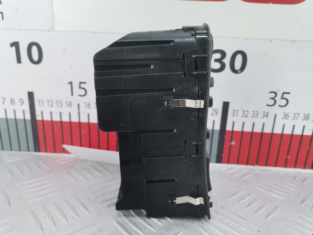 Блок управления стеклоподъемниками MAN TGM 2006-н.в.