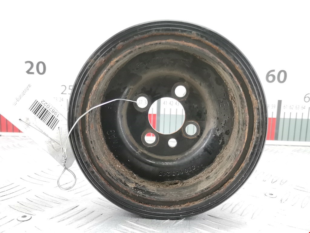 Шестерня коленвала (шкив) VOLKSWAGEN Passat B6 2005-2011