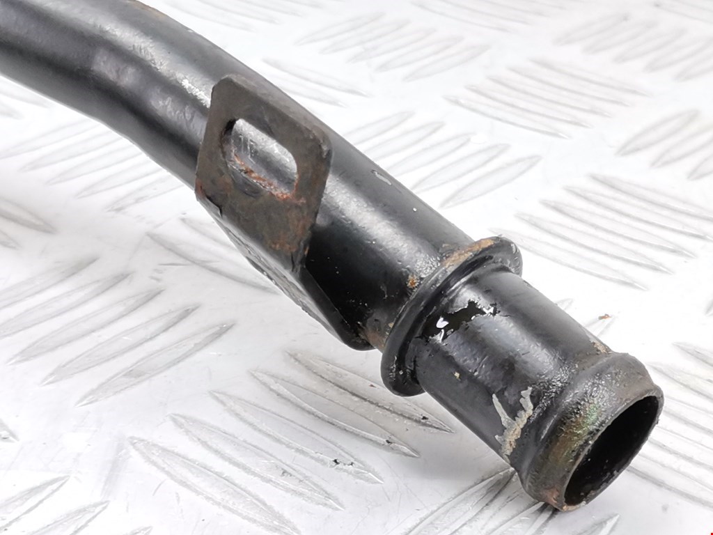 Патрубок VOLKSWAGEN Passat B6 2005-2011