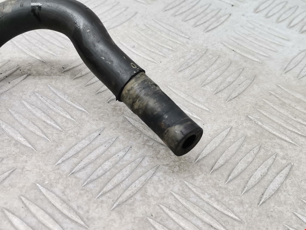 Патрубок VOLKSWAGEN Passat B6 2005-2011