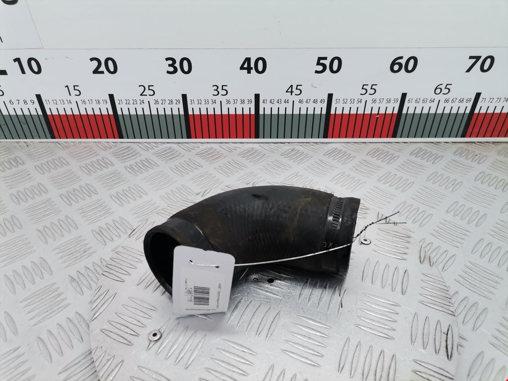 Патрубок воздушного фильтра NISSAN X-Trail T30 2000-2007