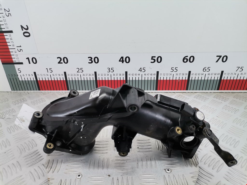 Патрубок воздушного фильтра JEEP Grand Cherokee WK 2004-2010