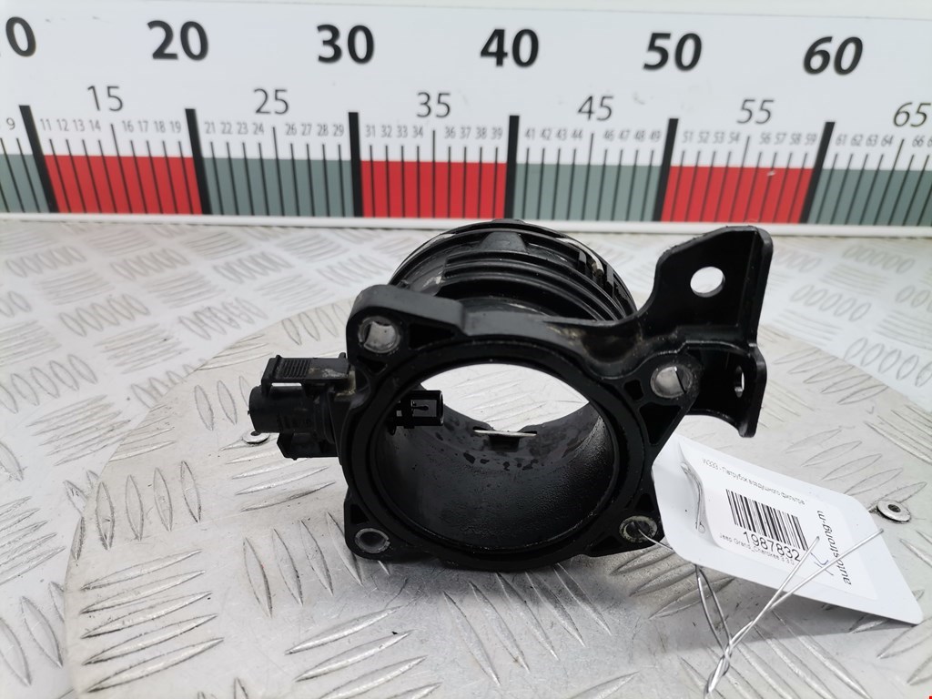 Патрубок воздушного фильтра JEEP Grand Cherokee WK 2004-2010