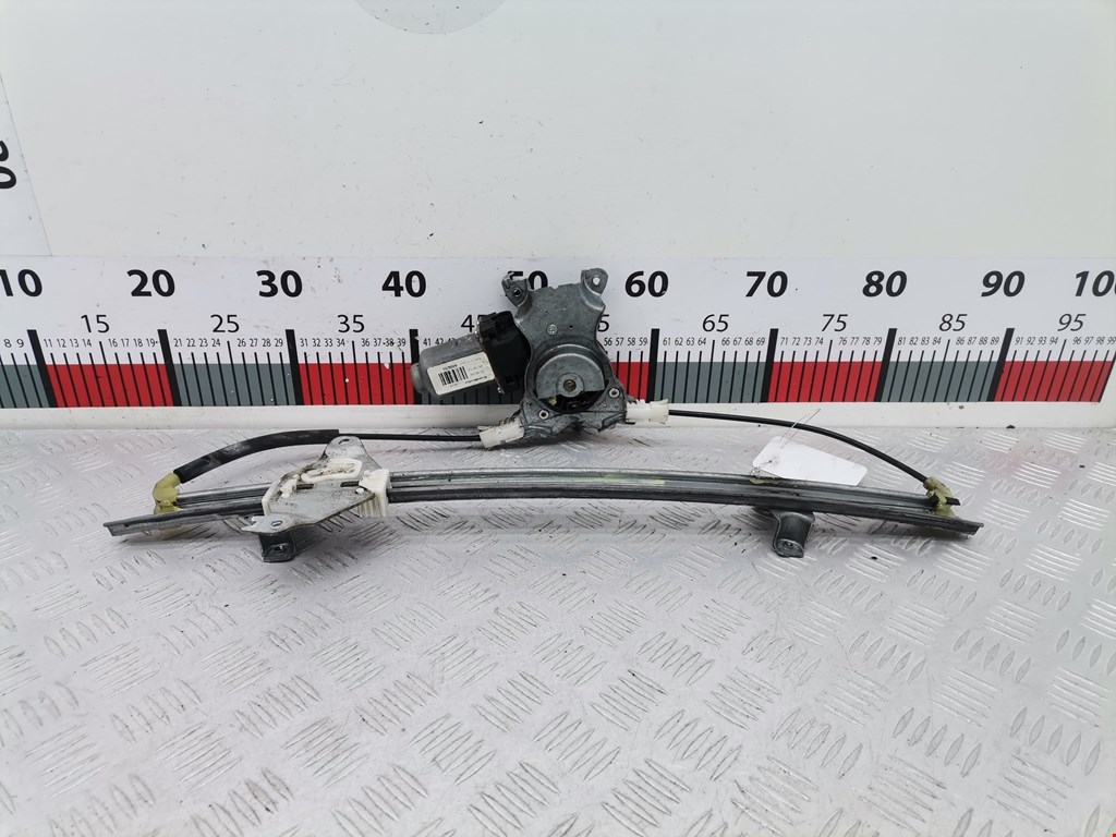 Стеклоподъемник передний правый NISSAN Almera Tino 2000-2006