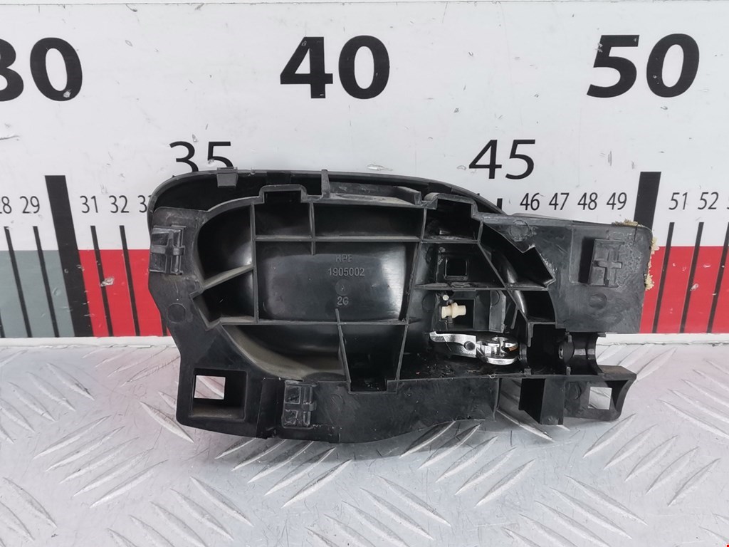 Ручка дверная задняя внутренняя левая CITROEN C3 Picasso 2009-2017