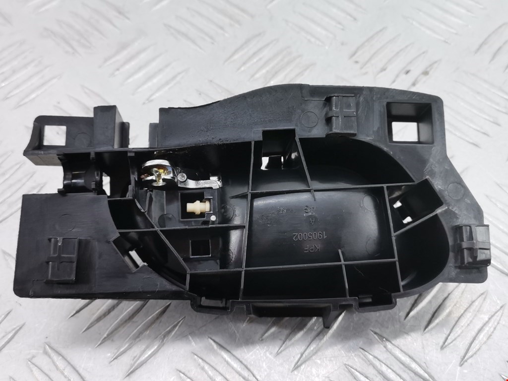 Ручка дверная задняя внутренняя левая CITROEN C3 2009-2016