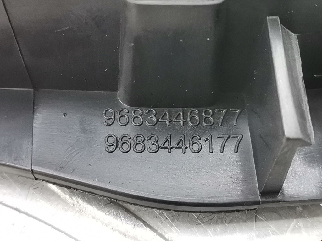 Ручка дверная задняя внутренняя левая CITROEN C3 2009-2016