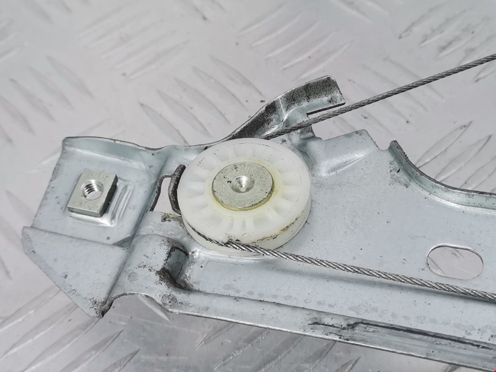 Стеклоподъемник задний левый CITROEN C3 2009-2016