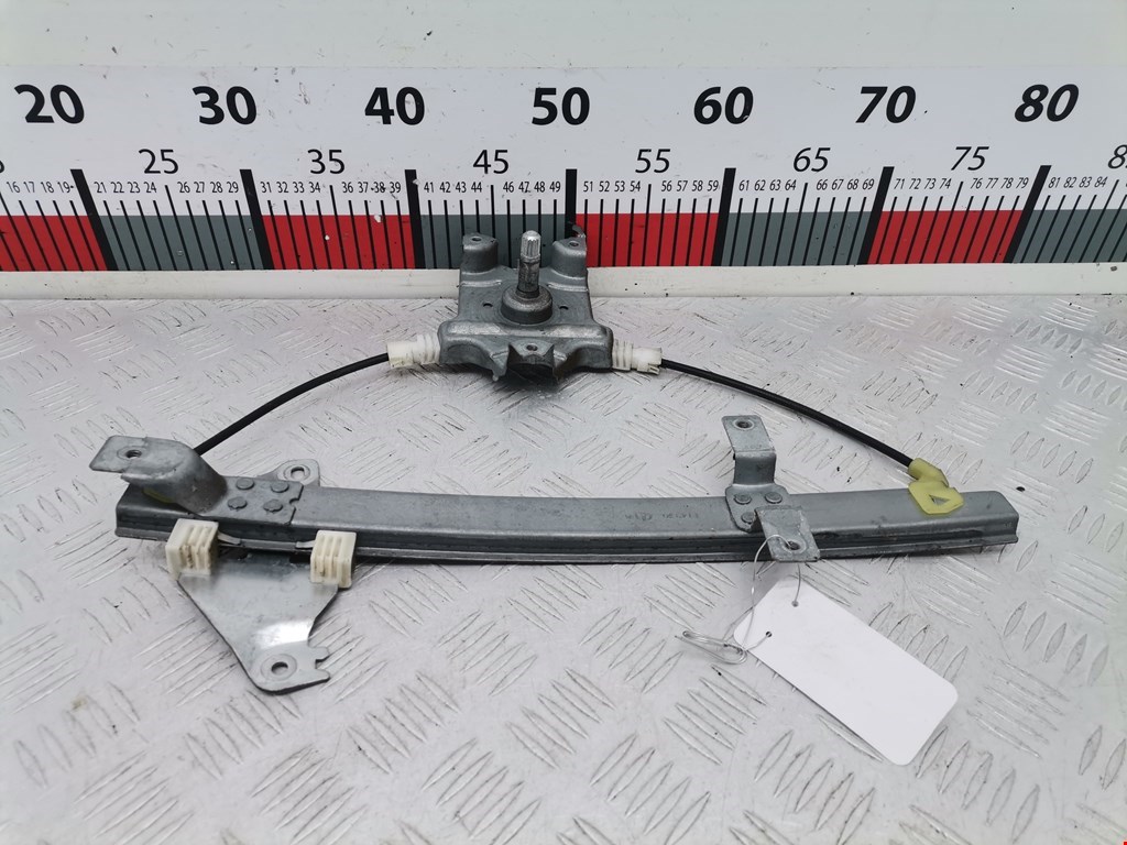 Стеклоподъемник задний правый NISSAN Almera Tino 2000-2006