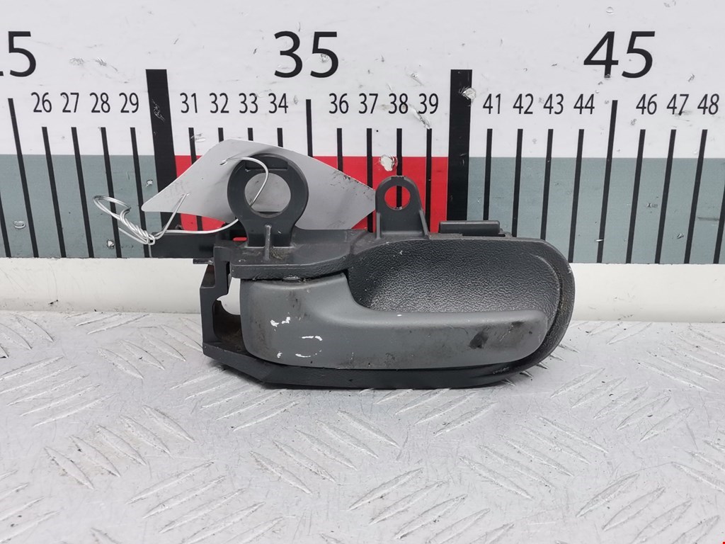 Ручка дверная задняя внутренняя левая TOYOTA Yaris Verso 1999-2006