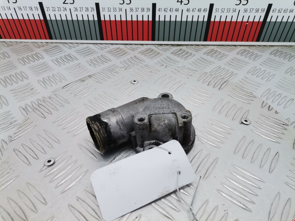 Корпус термостата SAAB 900 1993-1998