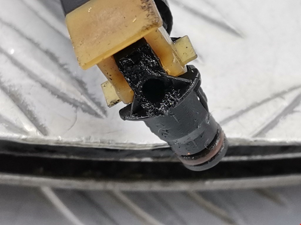 Трубка топливная VOLKSWAGEN Passat B7 2011-2015