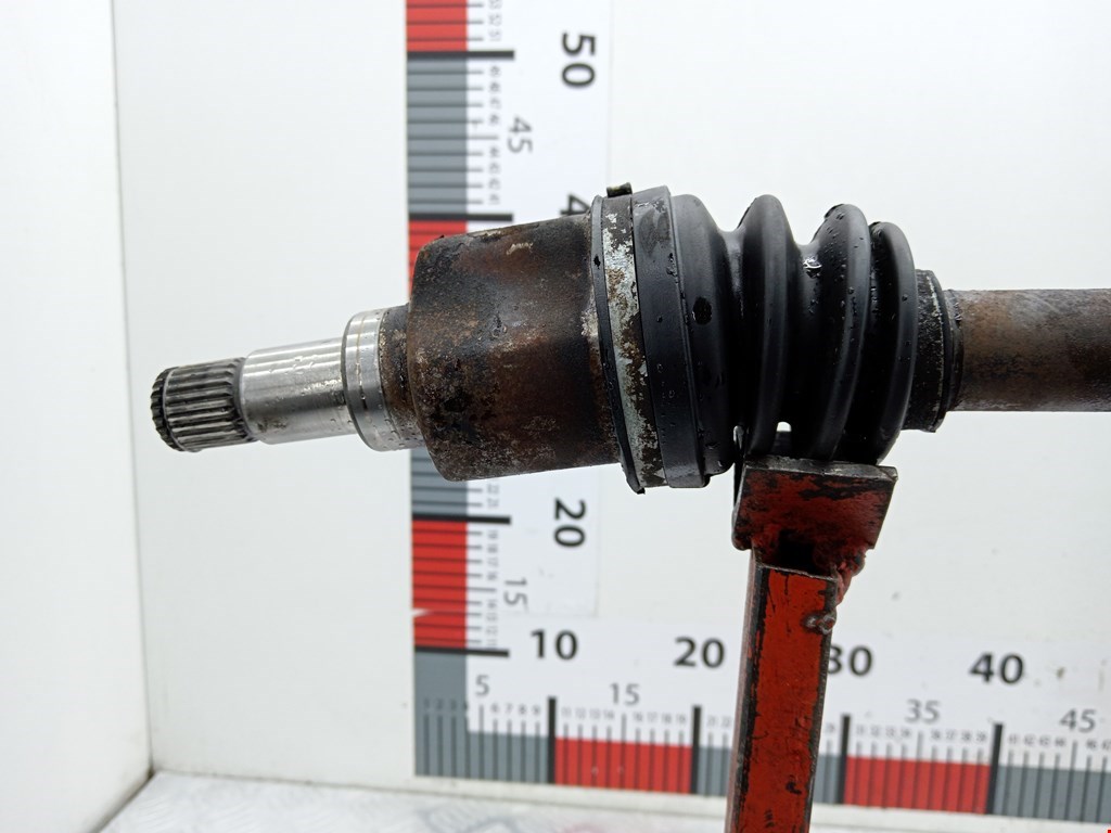 Полуось (привод, приводной вал) передняя левая FORD Focus I 1998-2005