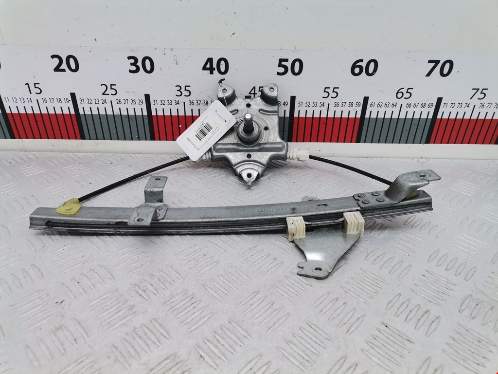 Стеклоподъемник задний левый NISSAN Almera Tino 2000-2006