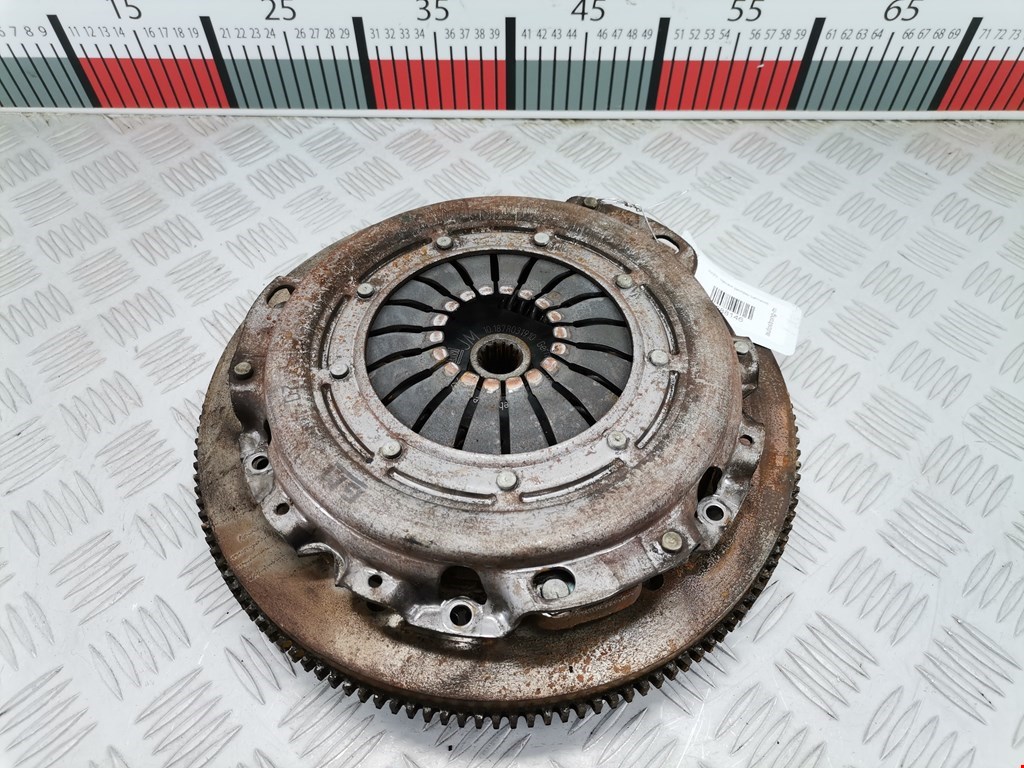 Маховик (демпфер сцепления) OPEL Corsa C 2000-2006