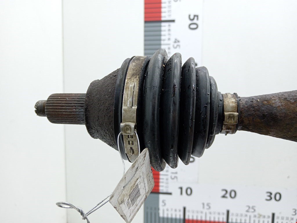 Полуось (привод, приводной вал) передняя правая SKODA Fabia MK1 1999-2006