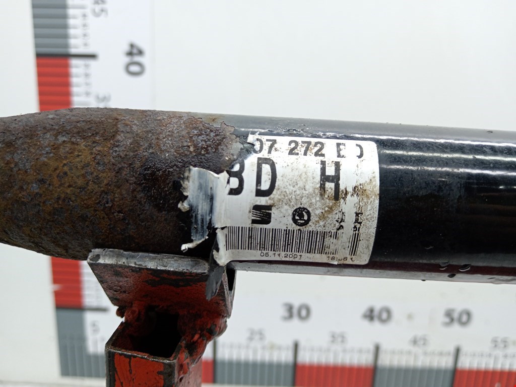 Полуось (привод, приводной вал) передняя правая SKODA Fabia MK1 1999-2006